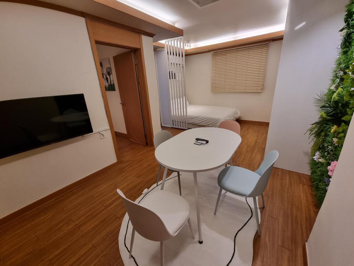 Complace H Seoul Eksteriør billede