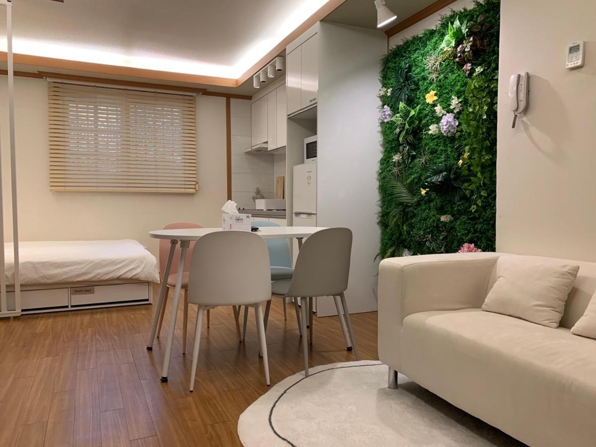 Complace H Seoul Eksteriør billede